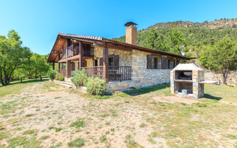 Your holiday villa in the Pyrenees